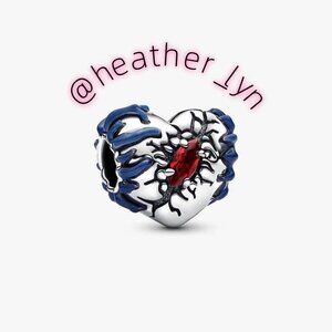 Pandora Stranger Things Glow-in-the-dark Heart Charm